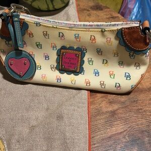 Dooney & Bourke bag fashion